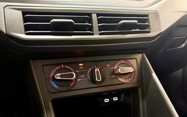 imagem-https://www.socarrao.com.br/sc-vehicle-images-prod/4227991/1791033741517-8524259_13_B_98a9c39f9b.jpeg