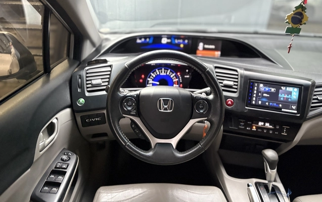 imagem-https://www.socarrao.com.br/sc-vehicle-images-prod/4228077/1790800719546-1_053715.jpg