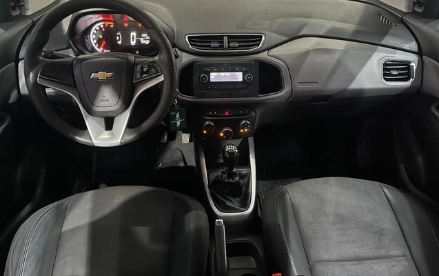 imagem-https://www.socarrao.com.br/sc-vehicle-images-prod/4228092/1791219788100-8530595_8_B_7076300180.jpeg