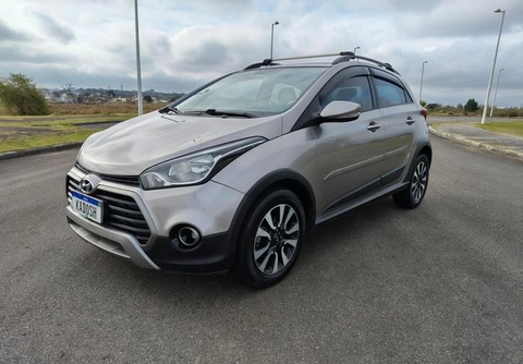 Hyundai HB20X 2019 Prata — foto 1 de 3