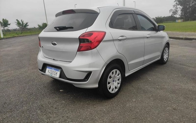 imagem-https://www.socarrao.com.br/sc-vehicle-images-prod/4228169/1790801051453-8365359_13_B_f4f221dc1e.jpeg