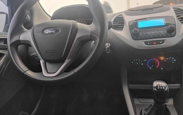imagem-https://www.socarrao.com.br/sc-vehicle-images-prod/4228169/1790801051468-8365359_14_B_5a23d40249.jpeg