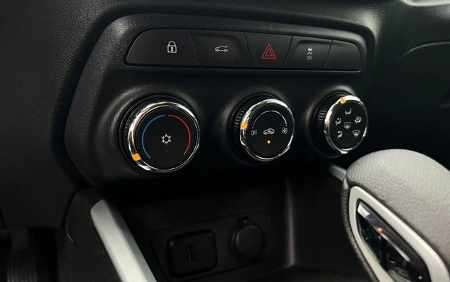 imagem-https://www.socarrao.com.br/sc-vehicle-images-prod/4228207/1791396140670-8531291_2_B_ca59bc0cc3.jpeg