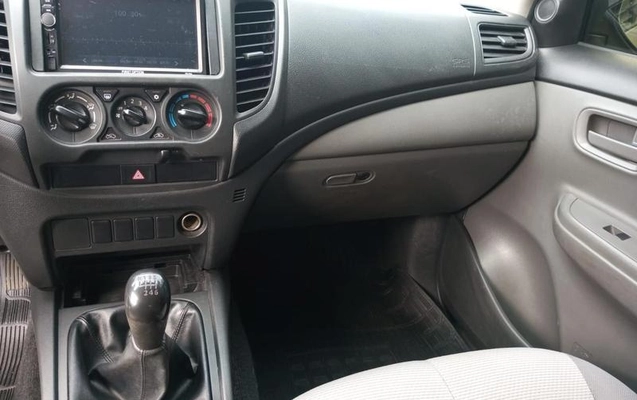 imagem-https://www.socarrao.com.br/sc-vehicle-images-prod/4228239/1790802441300-6869085_6_B_86e1c7acb4.jpeg