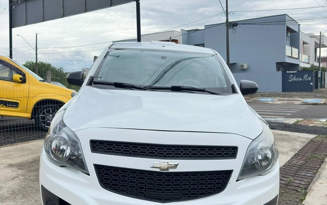 imagem-https://www.socarrao.com.br/sc-vehicle-images-prod/4228241/1790801221408-92e97e18e0f04ea9819717696ce294fd_1790801179643.jpg