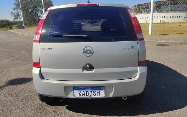 imagem-https://www.socarrao.com.br/sc-vehicle-images-prod/4228250/1790801299418-8283650_13_B_bb666c6856.jpeg