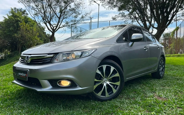 imagem-https://www.socarrao.com.br/sc-vehicle-images-prod/4228267/1790801477801-V2hhdHNBcHAgSW1hZ2UgMjAyNi0wOS0zMCBhdCAxNy4zOS4yNCAoMSkuanBlZw.jpeg
