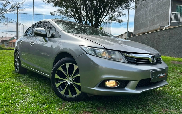 imagem-https://www.socarrao.com.br/sc-vehicle-images-prod/4228267/1790801478031-V2hhdHNBcHAgSW1hZ2UgMjAyNi0wOS0zMCBhdCAxNy4zOS4yNCAoMikuanBlZw.jpeg