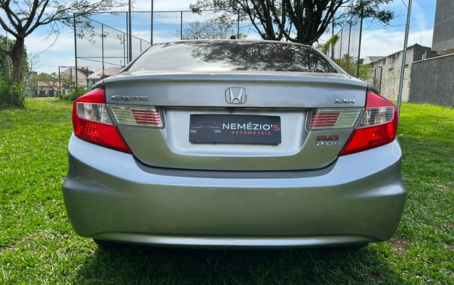 imagem-https://www.socarrao.com.br/sc-vehicle-images-prod/4228267/1790801478392-V2hhdHNBcHAgSW1hZ2UgMjAyNi0wOS0zMCBhdCAxNy4zOS4yNS5qcGVn.jpeg