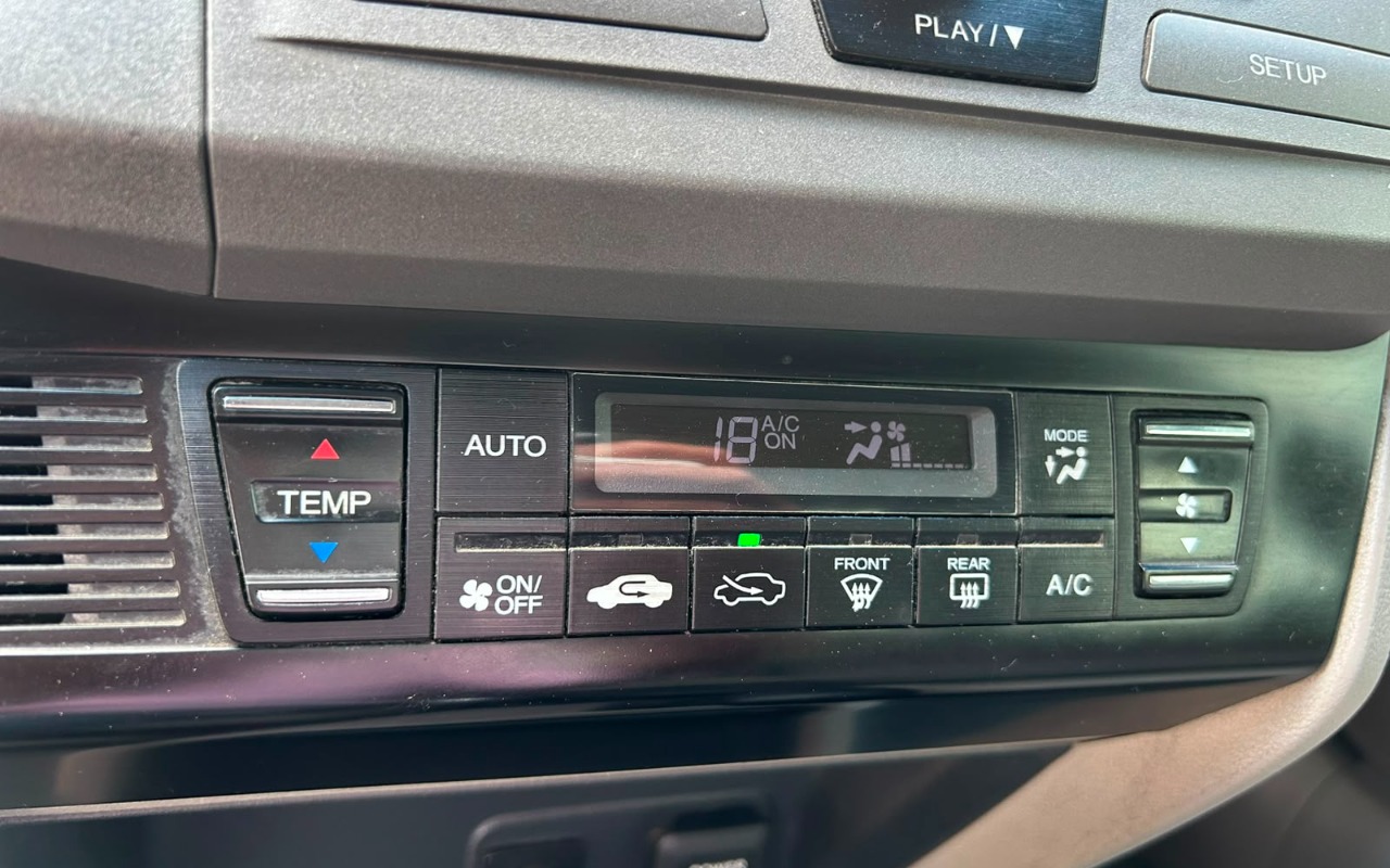 imagem-https://www.socarrao.com.br/sc-vehicle-images-prod/4228267/1790801479135-V2hhdHNBcHAgSW1hZ2UgMjAyNi0wOS0zMCBhdCAxNy4zOS4yOCAoMSkuanBlZw.jpeg
