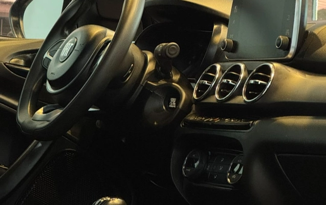 imagem-https://www.socarrao.com.br/sc-vehicle-images-prod/4228279/1790801503507-0f31d9afb4a1417094df374b8069767a_1790801431564.jpg