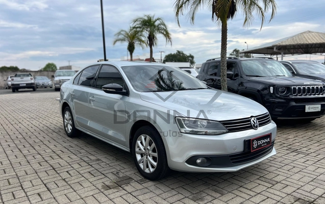 imagem-https://www.socarrao.com.br/sc-vehicle-images-prod/4228378/1790801638693-04087d91de6148a3bc8dd7e3dd4e7233_1790797310573.jpg