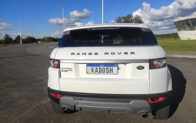 imagem-https://www.socarrao.com.br/sc-vehicle-images-prod/4228384/1790801660199-7837240_5_B_b5d27d6cd3.jpeg