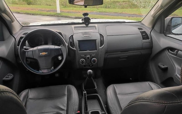 imagem-https://www.socarrao.com.br/sc-vehicle-images-prod/4228407/1790801699422-8353766_5_B_4bae546836.jpeg