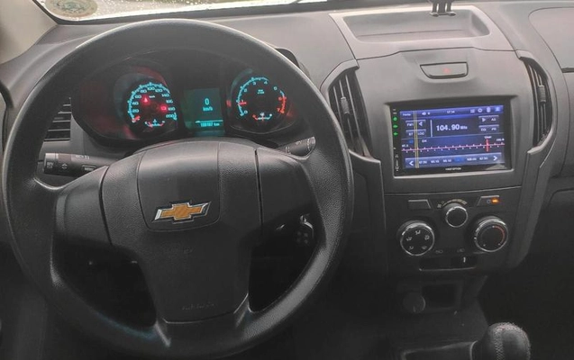 imagem-https://www.socarrao.com.br/sc-vehicle-images-prod/4228407/1790801699424-8353766_8_B_1b2666d603.jpeg