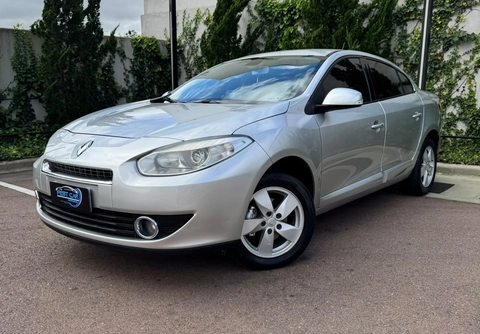 Renault Fluence 2014 Prata — foto 1 de 3