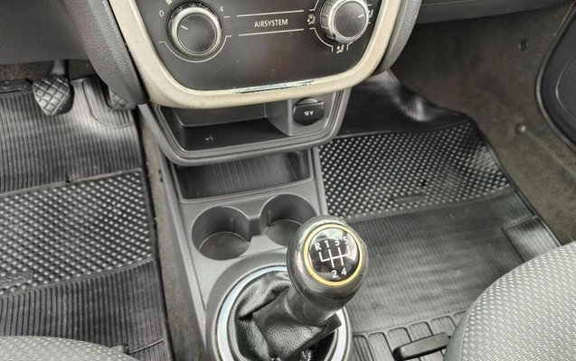 imagem-https://www.socarrao.com.br/sc-vehicle-images-prod/4228494/1790801873945-7820174_12_B_228f7cf0fd.jpeg