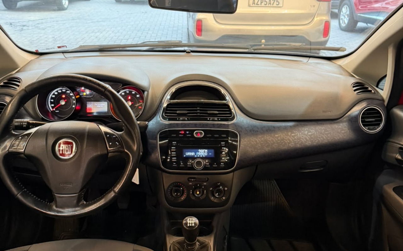 imagem-https://www.socarrao.com.br/sc-vehicle-images-prod/4228503/1790802672829-Ny5qcGc.jpg
