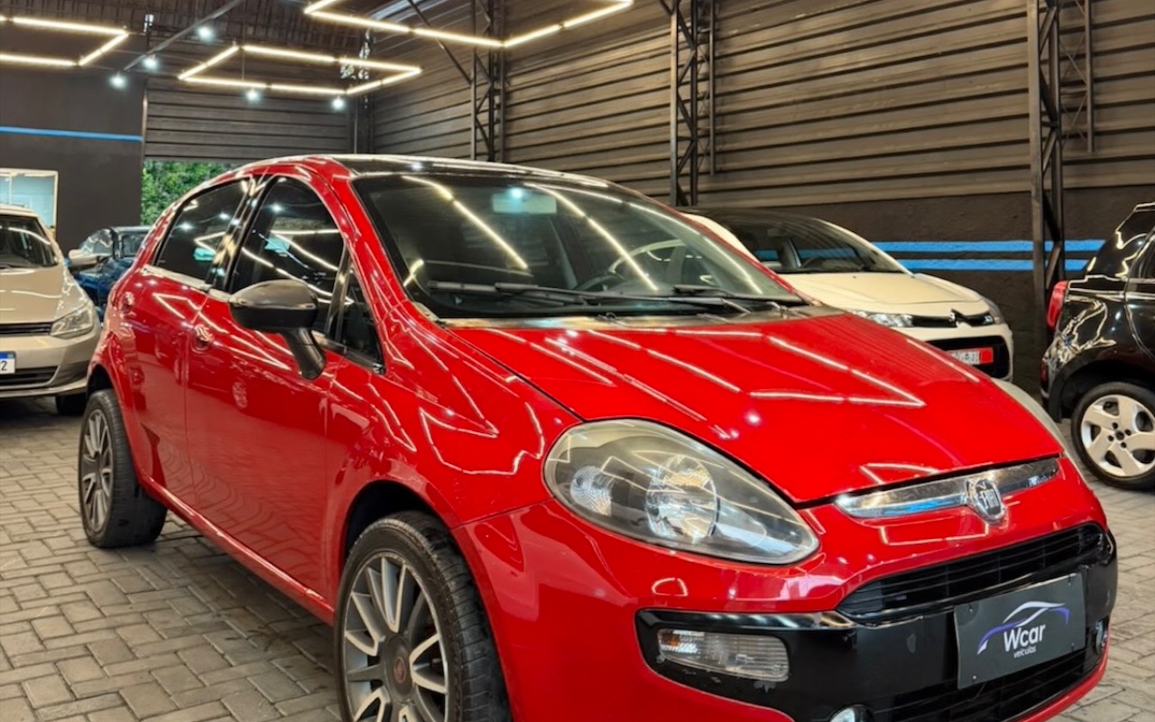 Fiat Punto 2014 Vermelho — foto 1 de 3