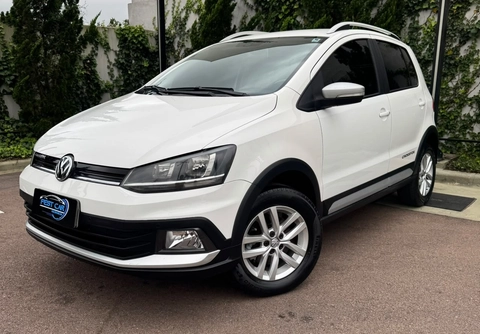 Volkswagen Crossfox 1.6 T. Flex 16V 5p 2016 Branco — foto 1 de 3