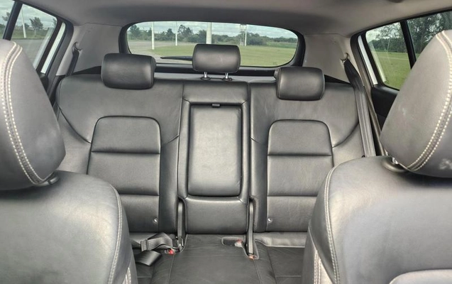 imagem-https://www.socarrao.com.br/sc-vehicle-images-prod/4228583/1790802320811-7737201_11_B_8ea1a37089.jpeg