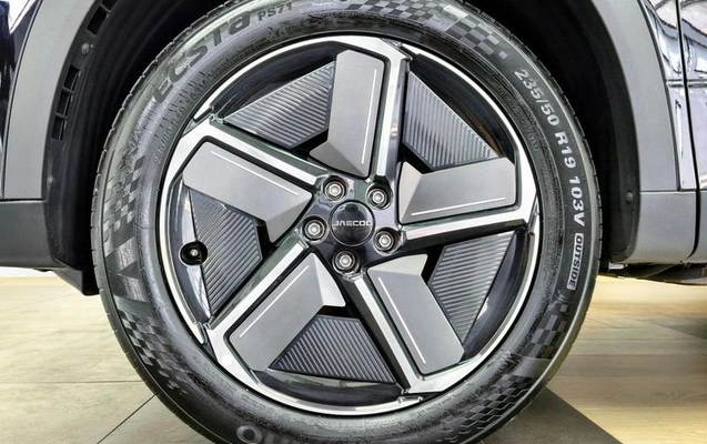 imagem-https://www.socarrao.com.br/sc-vehicle-images-prod/4228691/1790802460156-8441333_13_B_6b2a89bc44.jpeg