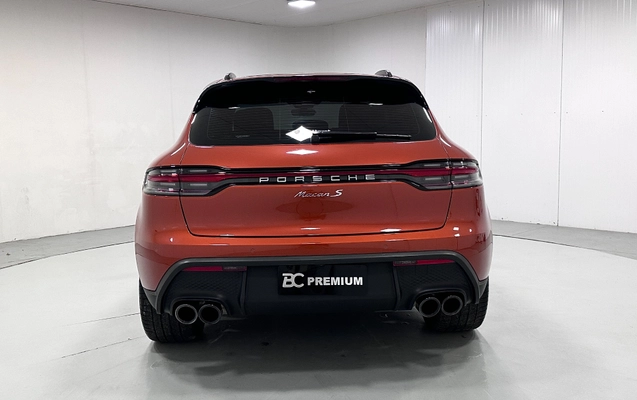 imagem-https://www.socarrao.com.br/sc-vehicle-images-prod/4228719/1790802514875-bfeffc81-e80d-4f53-b7ec-f98b7343cc11.jpg
