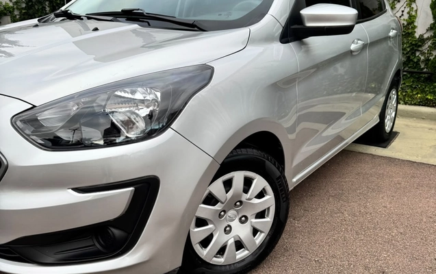 imagem-https://www.socarrao.com.br/sc-vehicle-images-prod/4228758/1790802692065-1f9b6bae-ba7e-4422-bddd-809672e18b59.jpg