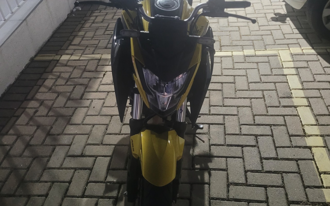 imagem-https://www.socarrao.com.br/sc-vehicle-images-prod/4228853/1790806264819-MjAyNjA5MDNfMTgzNjU3LmpwZw.jpg