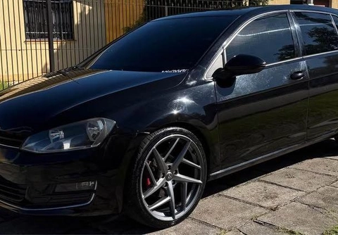 Volkswagen Golf 2014 Preto — foto 1 de 3