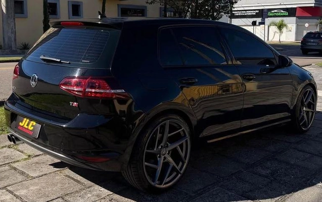 imagem-https://www.socarrao.com.br/sc-vehicle-images-prod/4229035/1790803631676-8525073_10_B_8951854cf5.jpeg