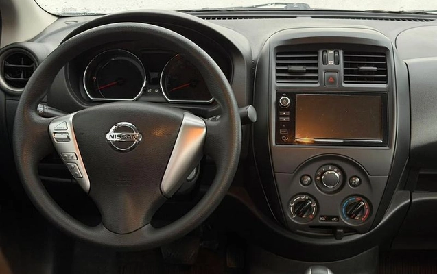 imagem-https://www.socarrao.com.br/sc-vehicle-images-prod/4229042/1790803670542-8531701_7_B_2832e46c7f.jpeg