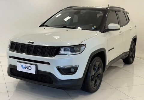 Jeep Compass 2018 Branco — foto 1 de 3