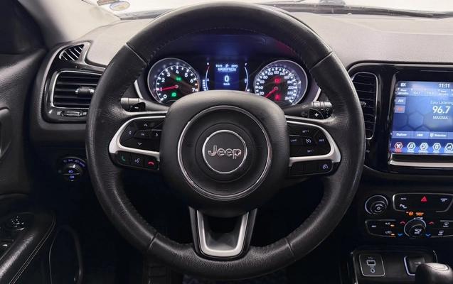 imagem-https://www.socarrao.com.br/sc-vehicle-images-prod/4229044/1790803693617-84e57a80435a4ddcb4cb08623a93925c_1790779524757.jpg