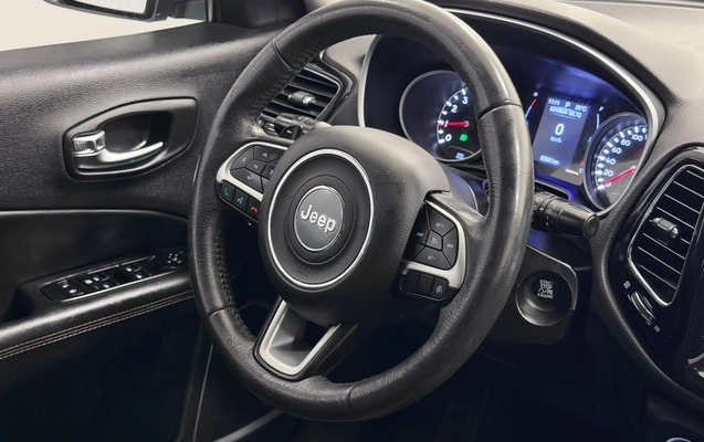 imagem-https://www.socarrao.com.br/sc-vehicle-images-prod/4229044/1790803693620-8b4f2a94ef034133ac82fdb7d80b97bf_1790779524762.jpg