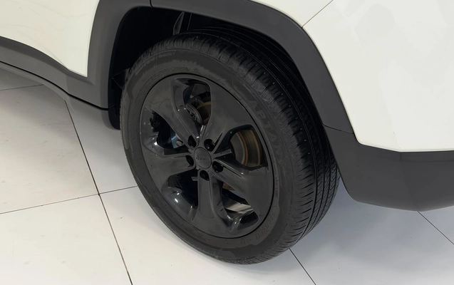 imagem-https://www.socarrao.com.br/sc-vehicle-images-prod/4229044/1790803693626-4c390979b02a41a5ae2e76e0bb8e99ed_1790779524783.jpg
