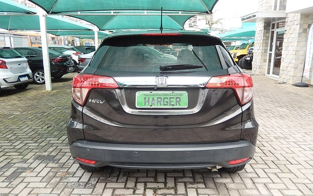 imagem-https://www.socarrao.com.br/sc-vehicle-images-prod/4229137/1791386036207-571340edd1cd44b0a50e617f7678dbea_1790788974873.jpg
