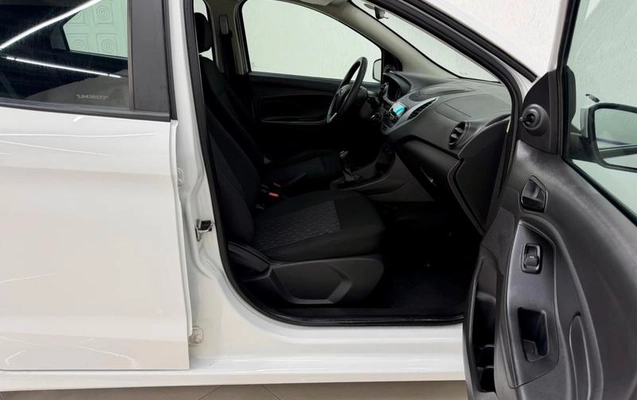 imagem-https://www.socarrao.com.br/sc-vehicle-images-prod/4229143/1790804516120-8531758_17_B_d67a8696dc.jpeg