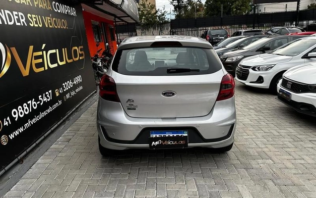imagem-https://www.socarrao.com.br/sc-vehicle-images-prod/4229314/1790804470922-8530635_12_B_0e80ece8ca.jpeg