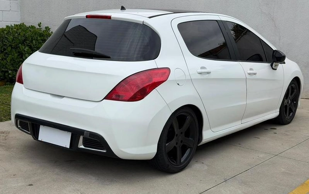 imagem-https://www.socarrao.com.br/sc-vehicle-images-prod/4229434/1790961111808-8531789_6_B_7171375a5b.jpeg