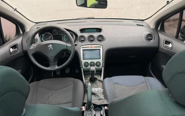 imagem-https://www.socarrao.com.br/sc-vehicle-images-prod/4229434/1790961111811-8531789_10_B_abd6685603.jpeg