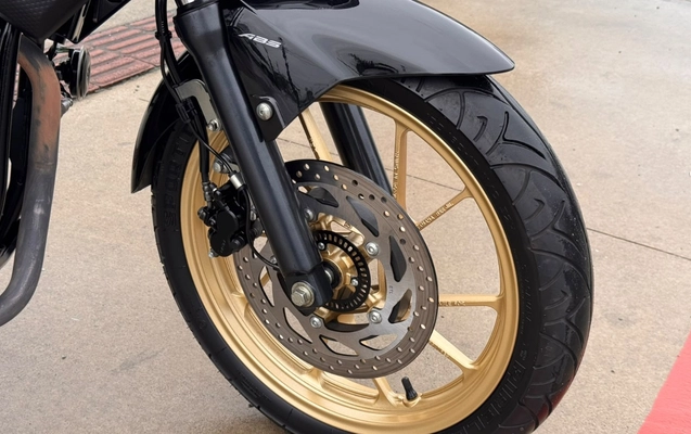 imagem-https://www.socarrao.com.br/sc-vehicle-images-prod/4229584/1790805259799-V2hhdHNBcHAgSW1hZ2UgMjAyNi0wOS0zMCBhdCAxOC40NC4yMSAoMikuanBlZw.jpeg