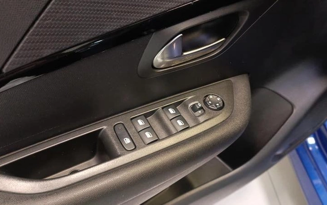imagem-https://www.socarrao.com.br/sc-vehicle-images-prod/4229632/1790805429034-8530029_20_B_9f782e52df.jpeg