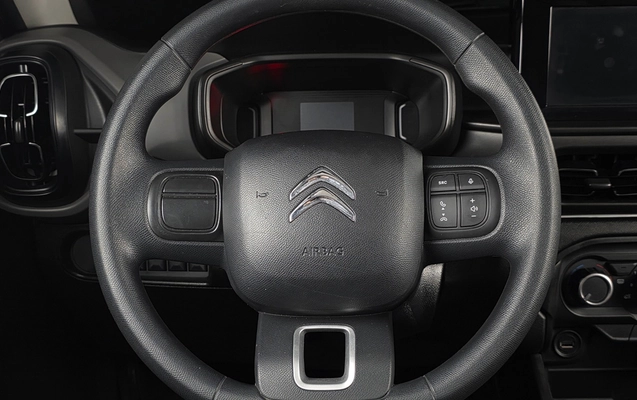 imagem-https://www.socarrao.com.br/sc-vehicle-images-prod/4229677/1790805567912-MDExLmpwZw.jpg