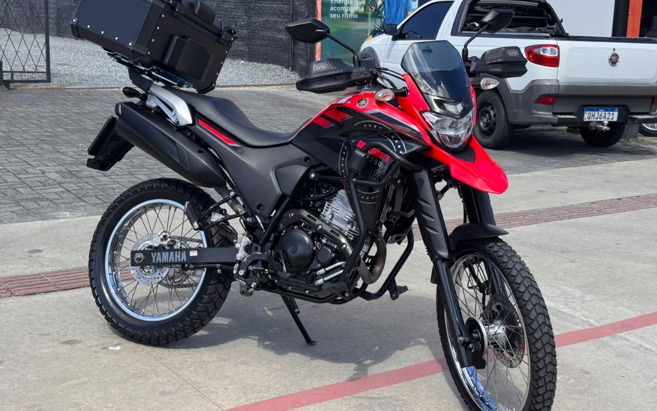 Yamaha XTZ 250 LANDER 249cc/LANDER BLUEFLEX/ABS 2024 Vermelho — foto 1 de 3