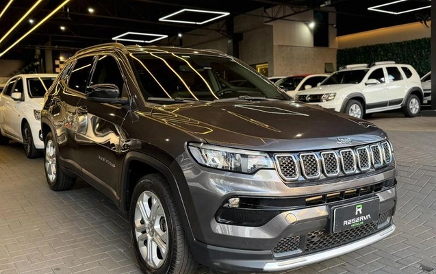 imagem-https://www.socarrao.com.br/sc-vehicle-images-prod/4229980/1791462579132-8530131_11_B_617978bdbb.jpeg