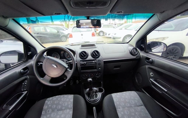 imagem-https://www.socarrao.com.br/sc-vehicle-images-prod/4230228/1790807461187-SU1HXzIwMjYwOTMwXzE3MzY1OCAoQ29weSkuanBn.jpg