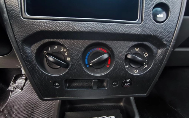 imagem-https://www.socarrao.com.br/sc-vehicle-images-prod/4230228/1790807461576-SU1HXzIwMjYwOTMwXzE3MzcyNyAoQ29weSkuanBn.jpg