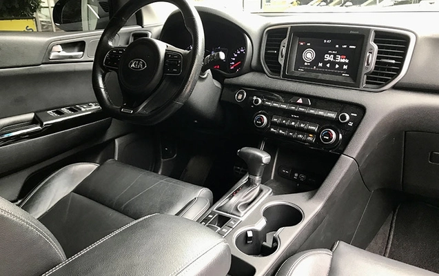 imagem-https://www.socarrao.com.br/sc-vehicle-images-prod/4230949/1790881150850-z8NjkhXyoUiWniseAtPIEPUdt2edExdQ.jpg