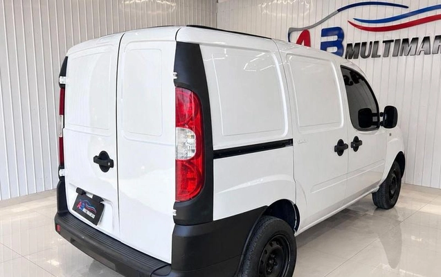 imagem-https://www.socarrao.com.br/sc-vehicle-images-prod/4231415/1790811487928-8515008_12_B_75a97a0224.jpeg